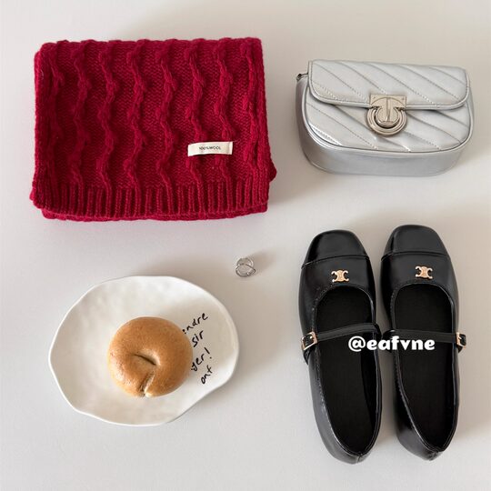 Women's retro floral vine wool scarf thickened in winter