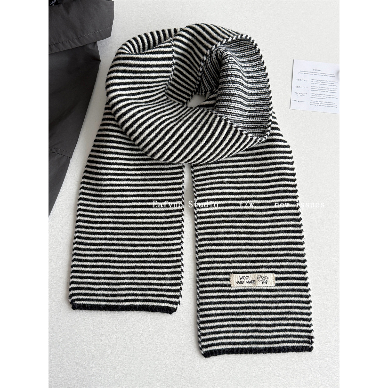 Black and white scarf color matching high-end handmade knitted