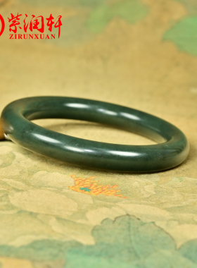 和田玉戈壁料油青手镯闪青花羊脂