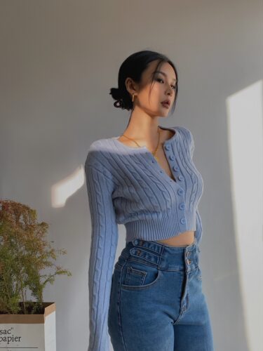 欧美复古高腰短款长袖毛衣小开衫性感露脐针织上衣女显瘦显比例 - 图2