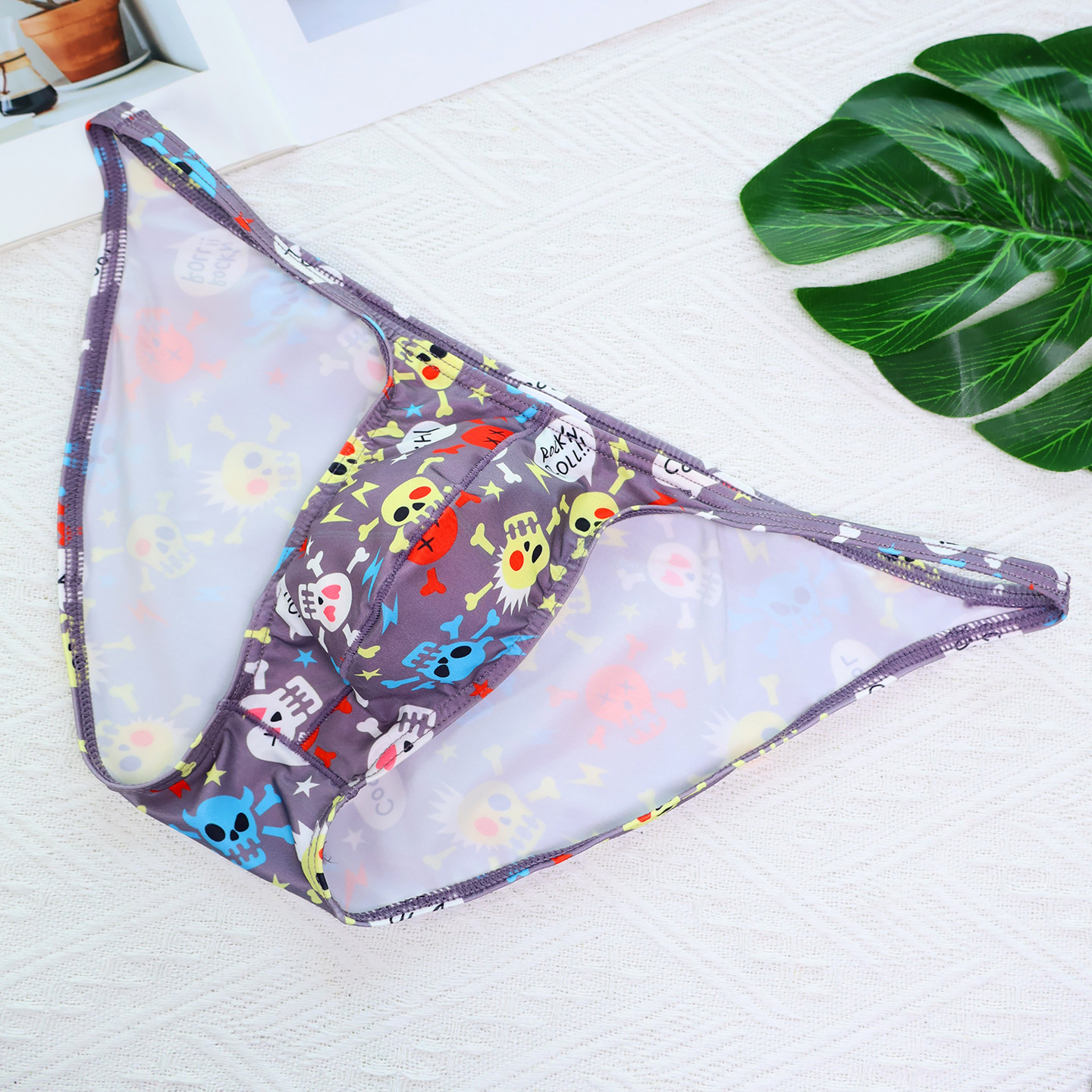 男士内裤低腰薄款印花性感窄边高叉三角裤U凸运动男款三角短裤头,淘宝优惠券,粉丝福利购,淘宝优惠卷