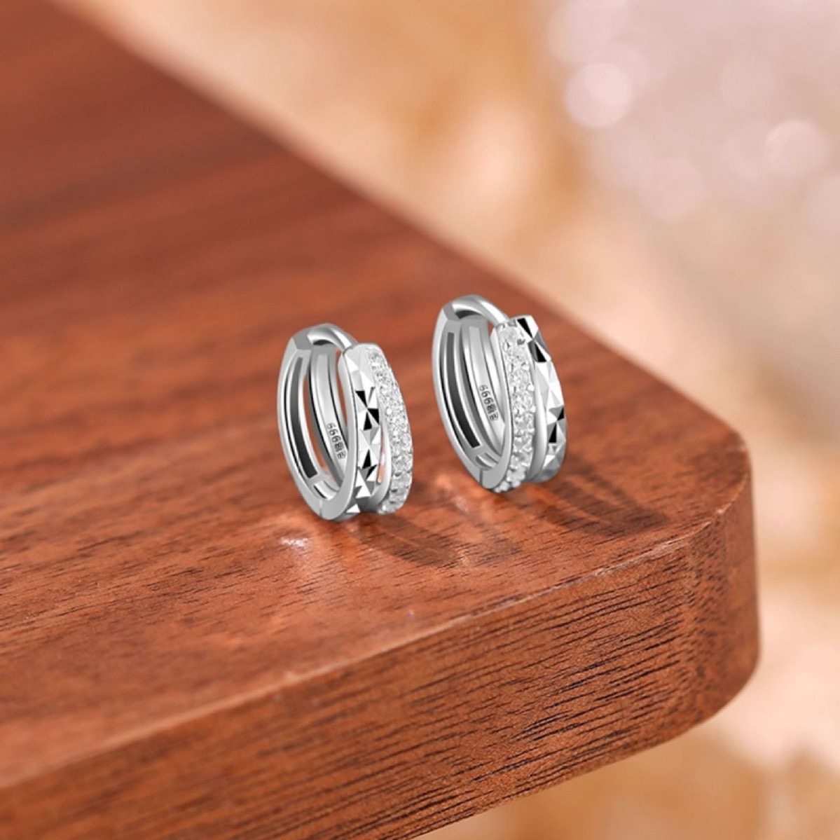 S925纯银耳环闪钻双层感高级轻奢气质百搭耳钉耳饰耳扣耳圈耳坠女,淘宝优惠券,粉丝福利购,淘宝优惠卷