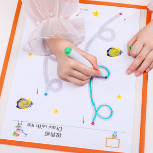 幼儿控笔训练幼儿园精细动作教具儿童专注力玩具宝宝运笔连点画线