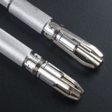 Дым борьба с углеродным нож