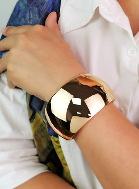 欧美重工宽版手镯复古凹凸亮面水波纹夸张个性中古风欧美质感镯子