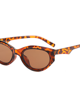 2025嘻哈潮人小方形红色墨镜男士韩版复古风ins搞怪眼镜拍照个性