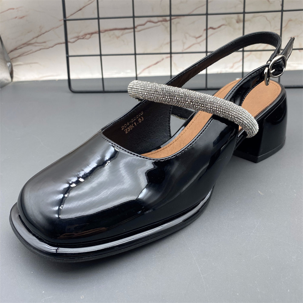 品牌断码撤柜漆皮女鞋新款圆头浅口平跟防滑水钻扣带浅口后空凉鞋,淘宝优惠券,粉丝福利购,淘宝优惠卷