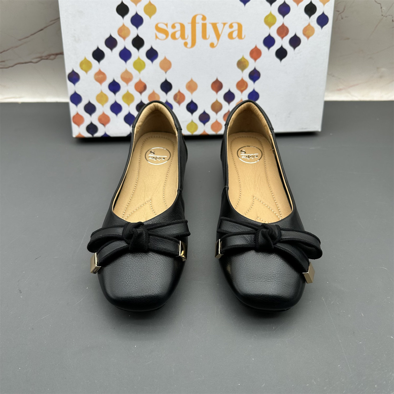 35码Safiya索菲娅撤柜处理牛皮女鞋浅口圆头柔软时尚休闲百搭单鞋,淘宝优惠券,粉丝福利购,淘宝优惠卷