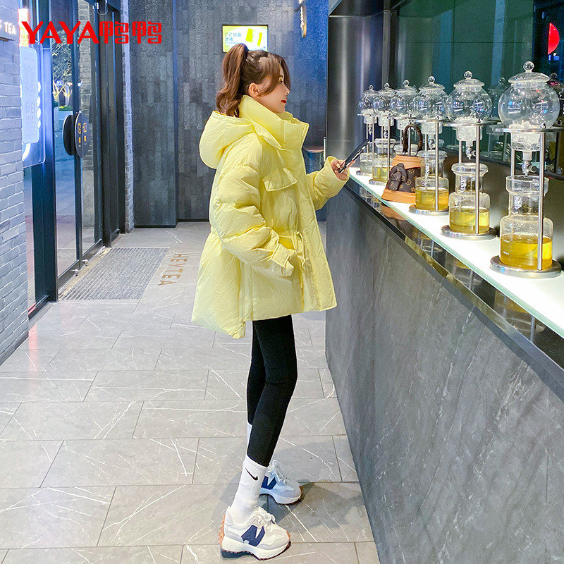 鸭鸭2021冬季新款宽松连帽羽绒服 鸭鸭羽绒服