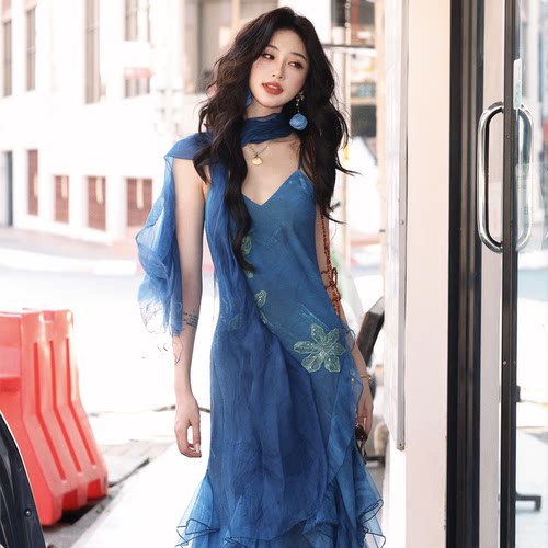 AZure轻法式修身鱼尾吊带长裙气质显白显瘦收腰连衣裙钉珠拖地裙 - 图1