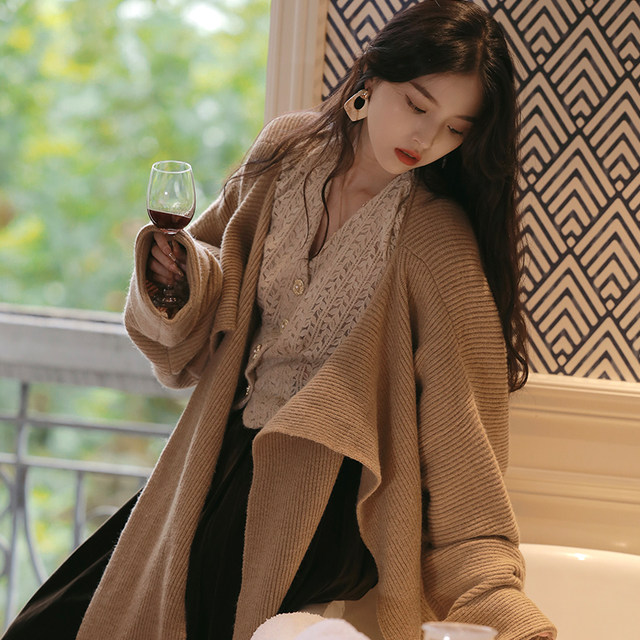 ເສື້ອ lace slim-fitting Slimming ແລະ elegant lace shirt