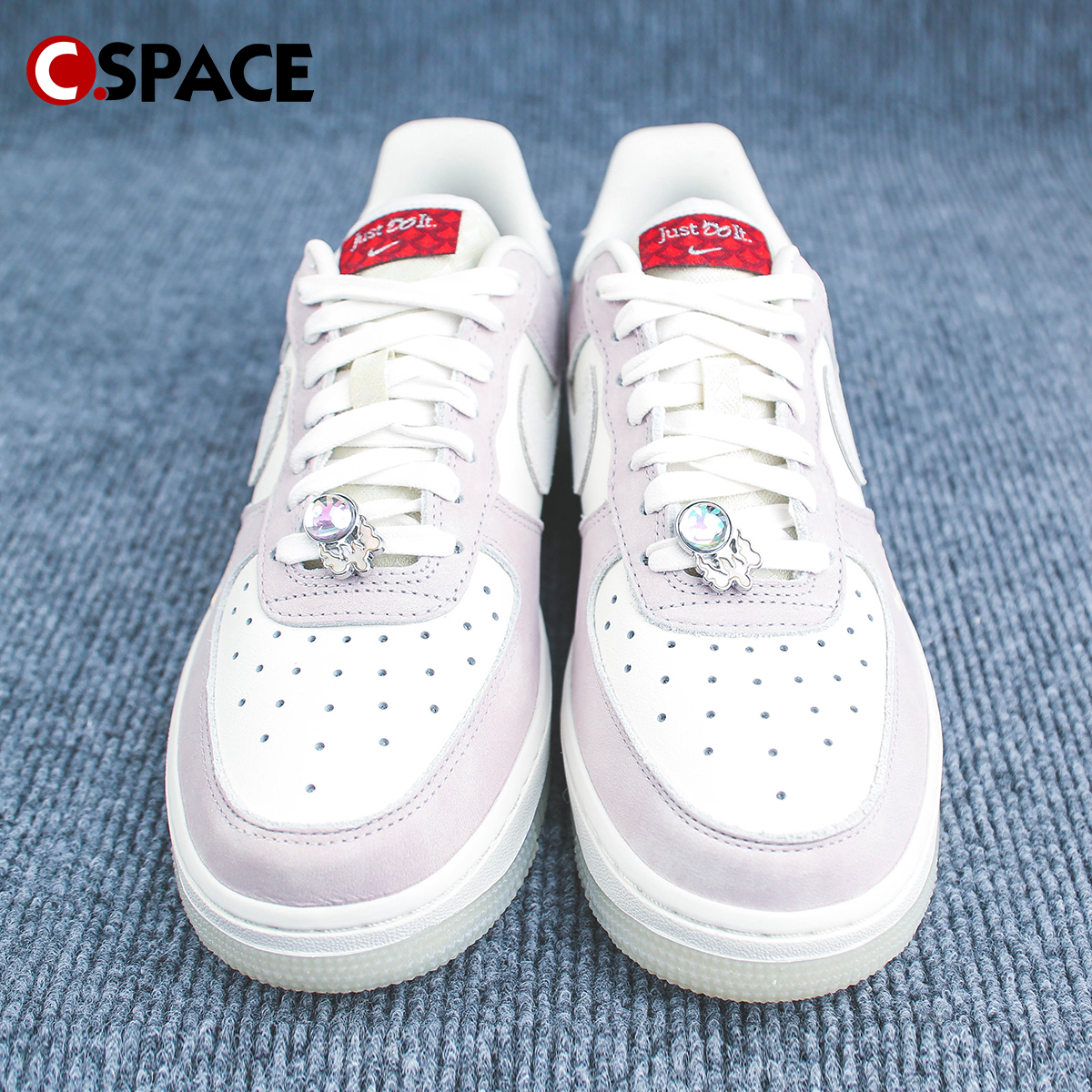 Cspace W Nike Air Force 1 Low AF1米粉 龙年低帮板鞋FZ5066-111 - 图2