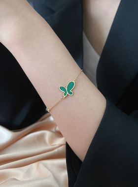 304钛钢轻奢精致贝母绿蝴蝶手链