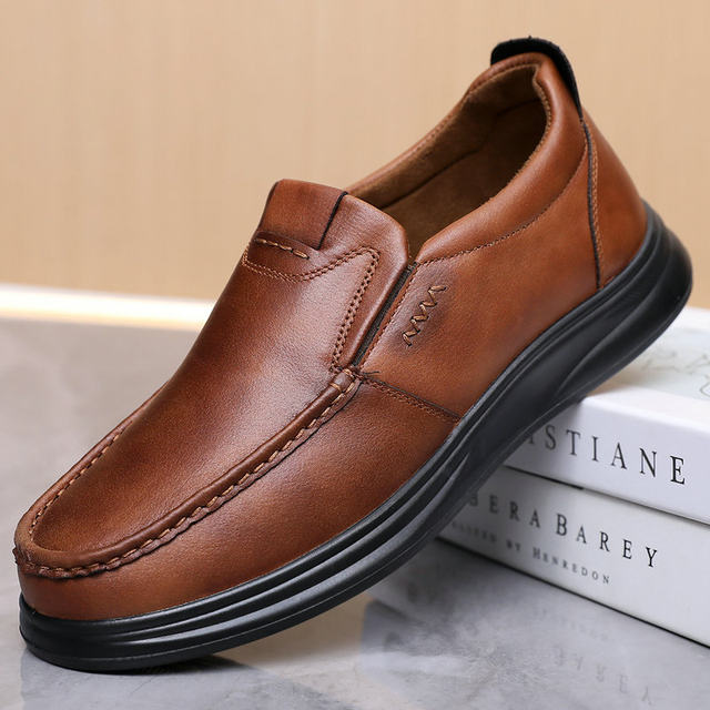 Old Beijing cloth shoes men's business formal shoes 46 imitation leather shoes men's cloth shoes loose large size 47 48 men's single shoes