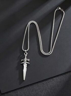 欧美嘻哈热卖武器大刀项链饰品男士个性宝剑吊坠百搭不掉色毛衣链