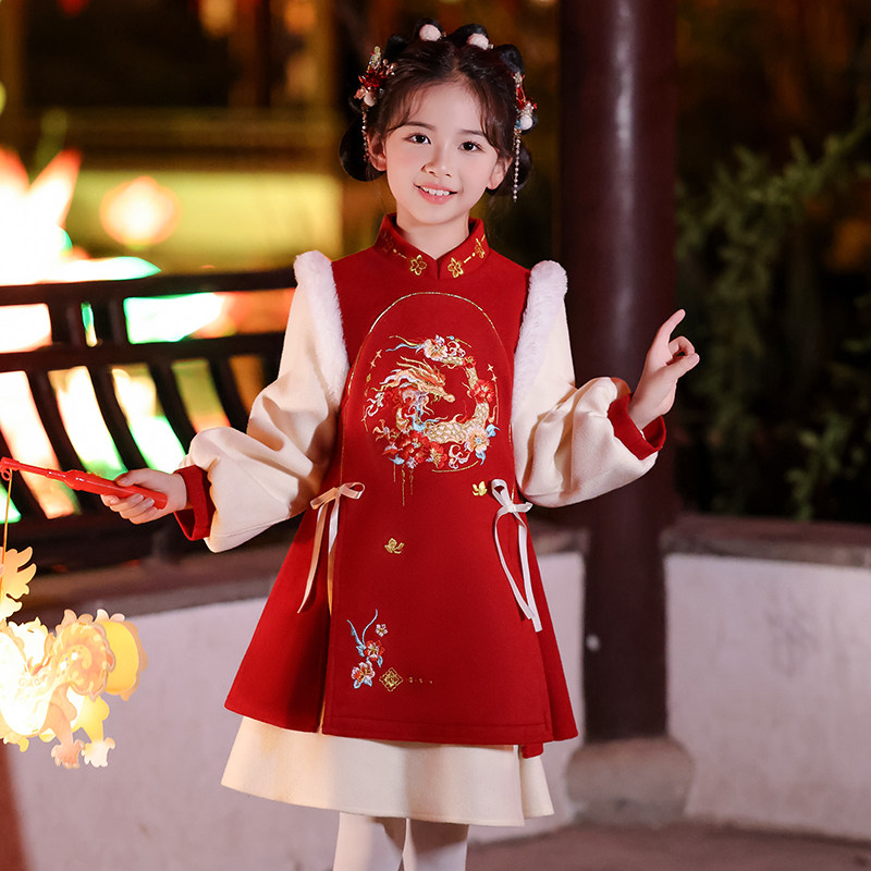 汉服女童冬季过年衣服2024新款儿童旗袍新年唐装加绒中国风拜年服
