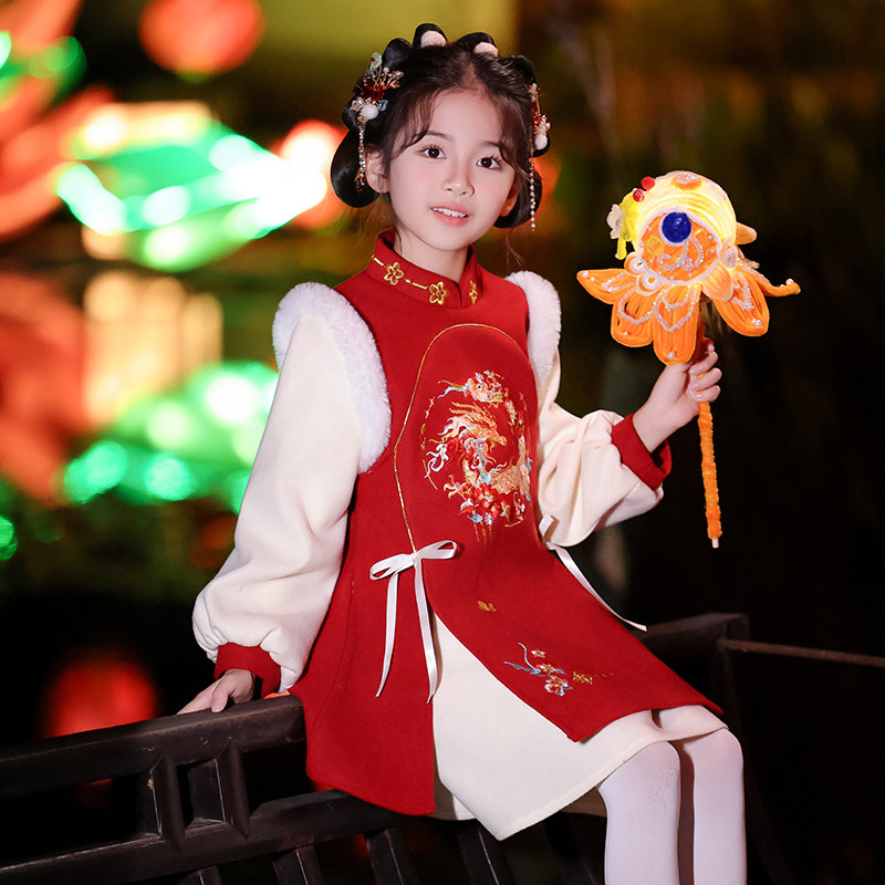 汉服女童冬季过年衣服2024新款儿童旗袍新年唐装加绒中国风拜年服
