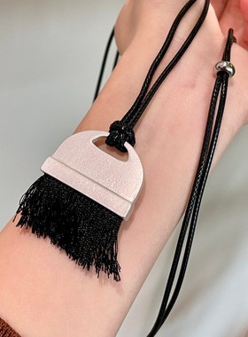 小众设计感手工肌理包包黑色流苏吊坠项链高级感小众设计毛衣链女