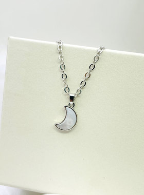 蛋白石月牙款项链天然玉石项饰