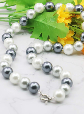 10mm圆形白灰黑三色混色玻璃珍珠项链女性锁骨链复古方向盘扣项饰