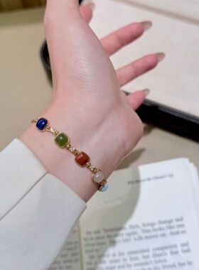 2026新款电镀真金闪钻五彩宝福星高照手链女精致时尚叠戴小众手饰