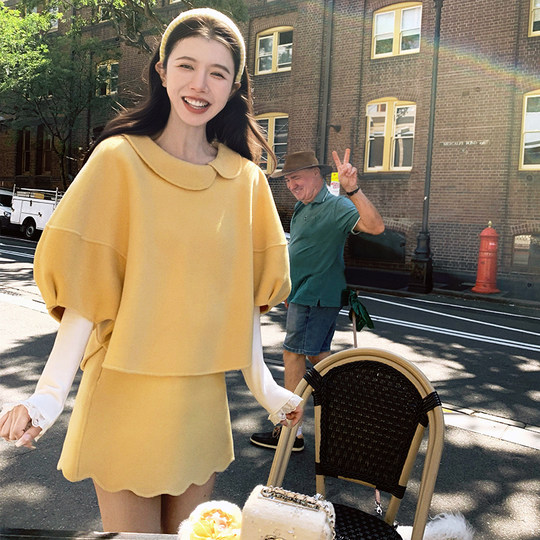 Yu Xiaoping Camellia wool handmade double-sided tweed two-piece set, a beautiful two-piece winter coat for a wealthy daughter