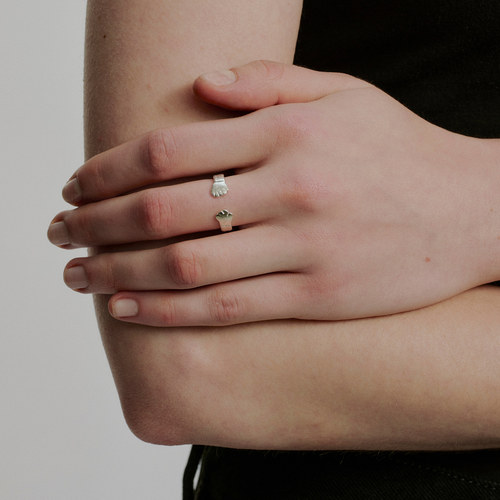 SALE E PEPE 胡椒盐 纯银抱抱戒指 镀金 - 图1