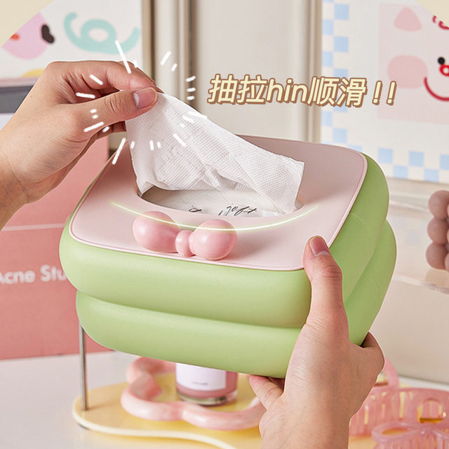 Momo loves cream style contrasting colored paper box toilet