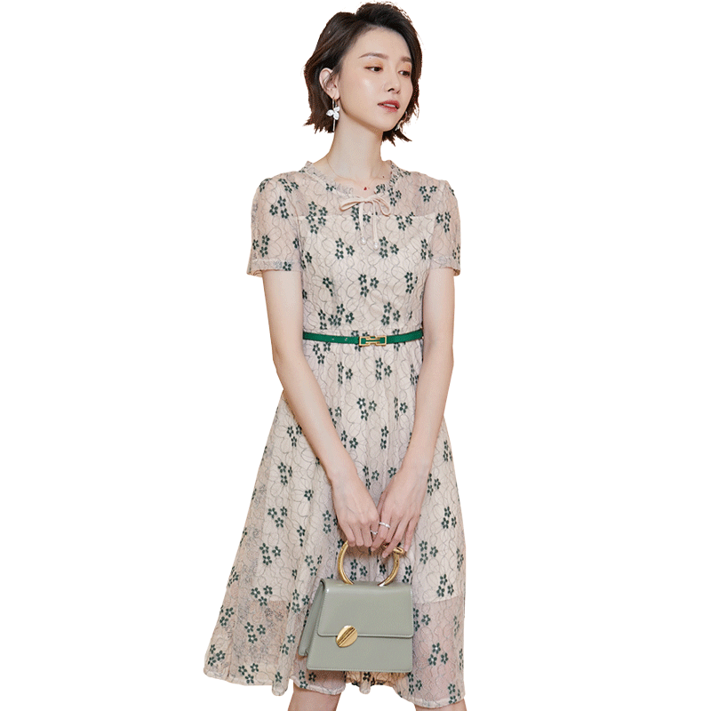 名人瑞裳2019新款夏碎花连衣裙 名人瑞裳连衣裙