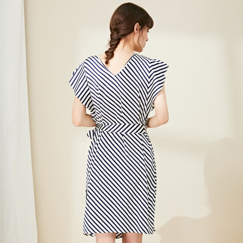 名人瑞裳连衣裙2020新款潮通勤裙子 名人瑞裳连衣裙