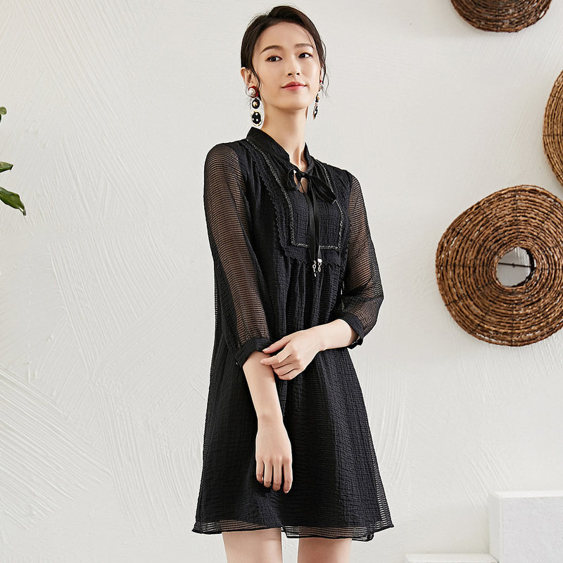 2021夏季新款名人瑞裳ins连衣裙 名人瑞裳连衣裙