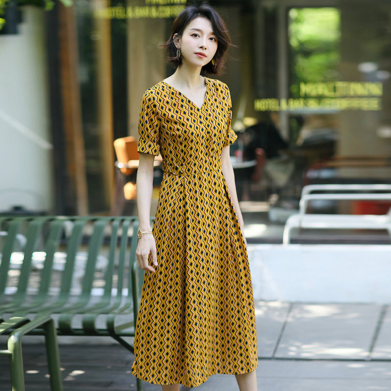 名人瑞裳2018短袖长裙 名人瑞裳连衣裙