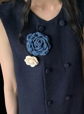 红人店区区欧阳同款牛仔蓝胸花