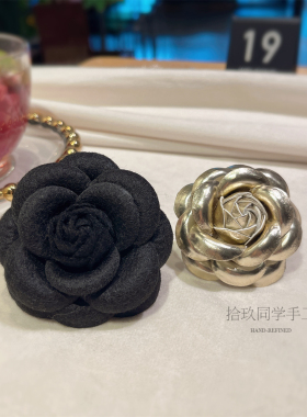 法式复古高级感黑色山茶花胸针