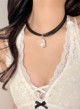 合金蛇骨链女性黑色皮绳珍珠项链