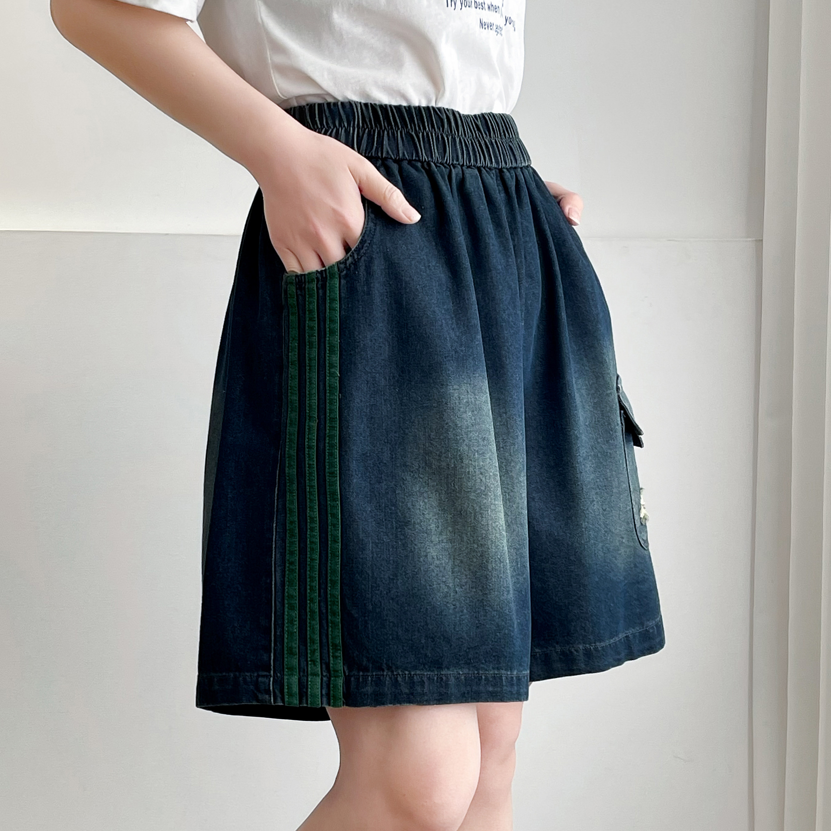 夏季时尚薄款牛仔休闲宽松阔腿裤胖mm松紧新款大码拼接显瘦短裤,淘宝优惠券,粉丝福利购,淘宝优惠卷