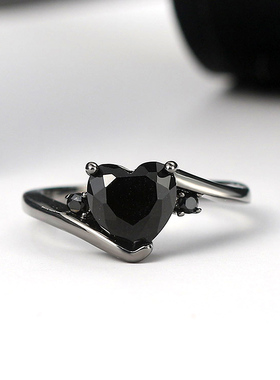 韩版个性夸张爱心黑色锆石戒指