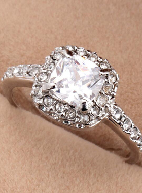 欧美优雅夸张公主方形女新娘钻戒