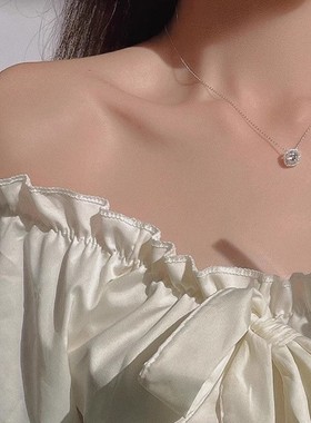 气质温柔方糖项链女轻奢小众设计感锆石吊坠颈链一字肩连衣裙配饰