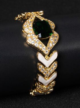 跨境欧美中东珠宝首饰饰品高级小众嘴唇女士手链可调节锆石手链女