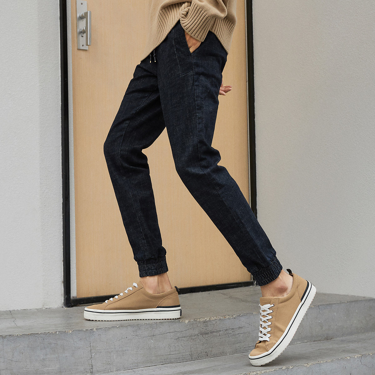 马克华菲男夏季修身深蓝色牛仔裤 马克华菲牛仔裤