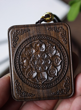 沉香木五爷唐卡吊坠项链