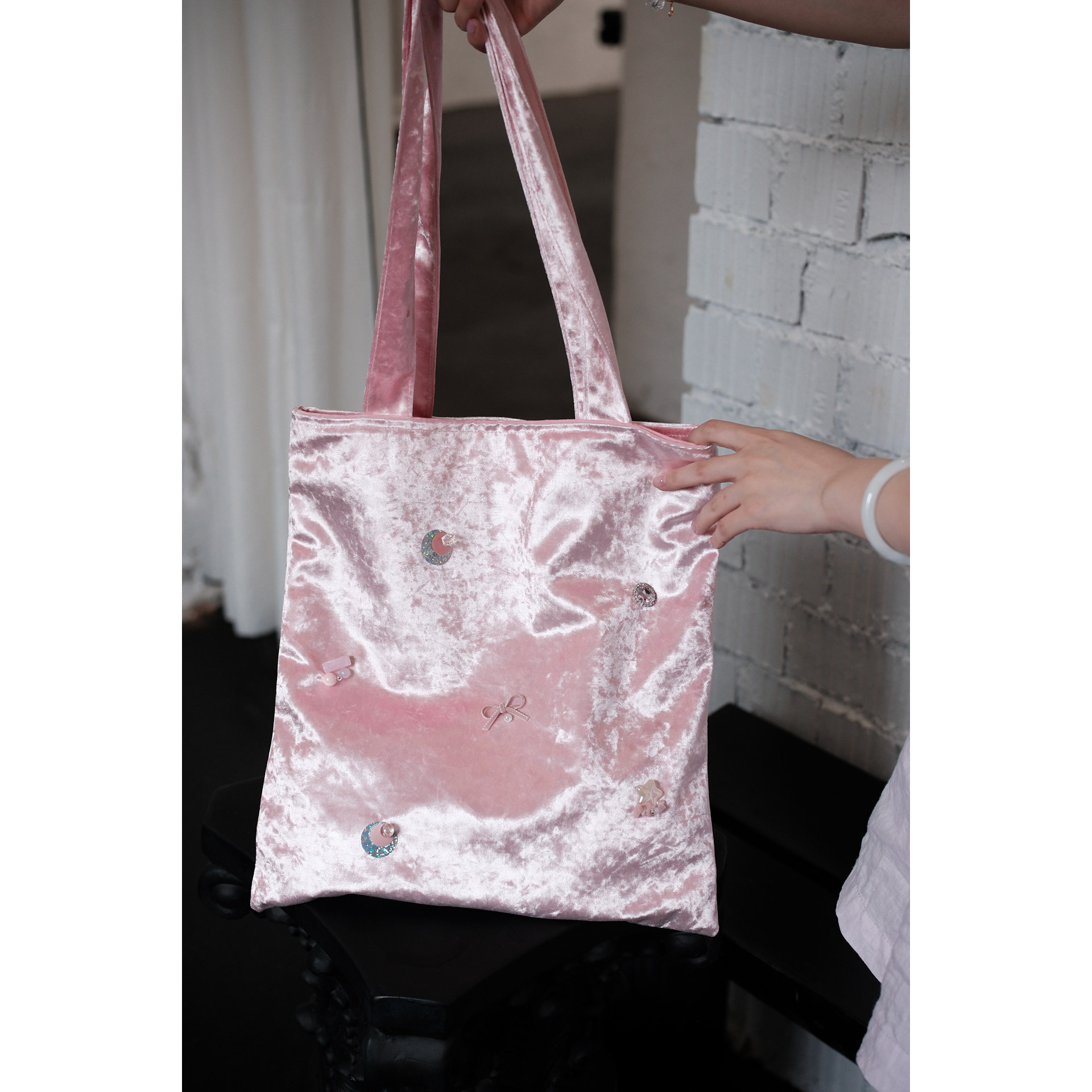 气质轻奢简约粉丝绒手工珠片时尚百搭单肩包帆布包大容量小众包包,淘宝优惠券,粉丝福利购,淘宝优惠卷