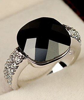 黑玛瑙宝石水晶中钻戒指人气方形