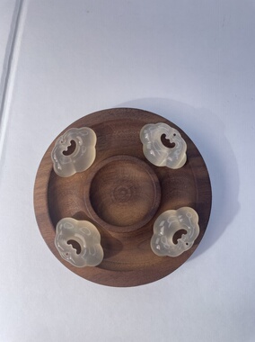 猫眼石平安锁祥云锁吊坠黄色