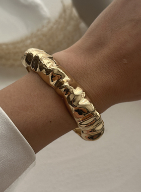 欧美风时尚ins风小众设计感金属手镯女个性简约复古手环手饰