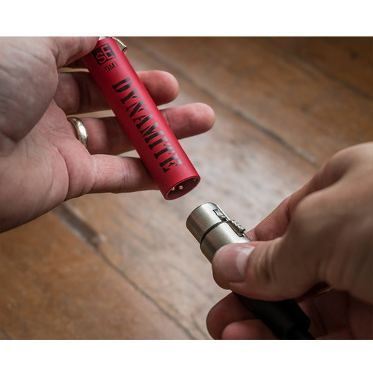 Dm1 Bühnengeräusch sauberer wütender Mikrofonverstärker