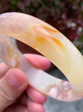 冰透时尚风气质款黄色玛瑙手镯