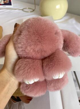 装死兔毛绒挂件獭小兔子