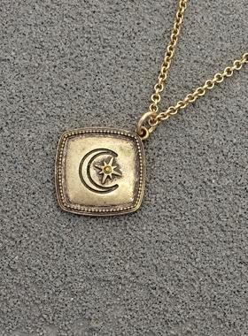 拉睦RLM SOHO做旧金色双面芒星新月森女文艺范复古VINTAGE小项链